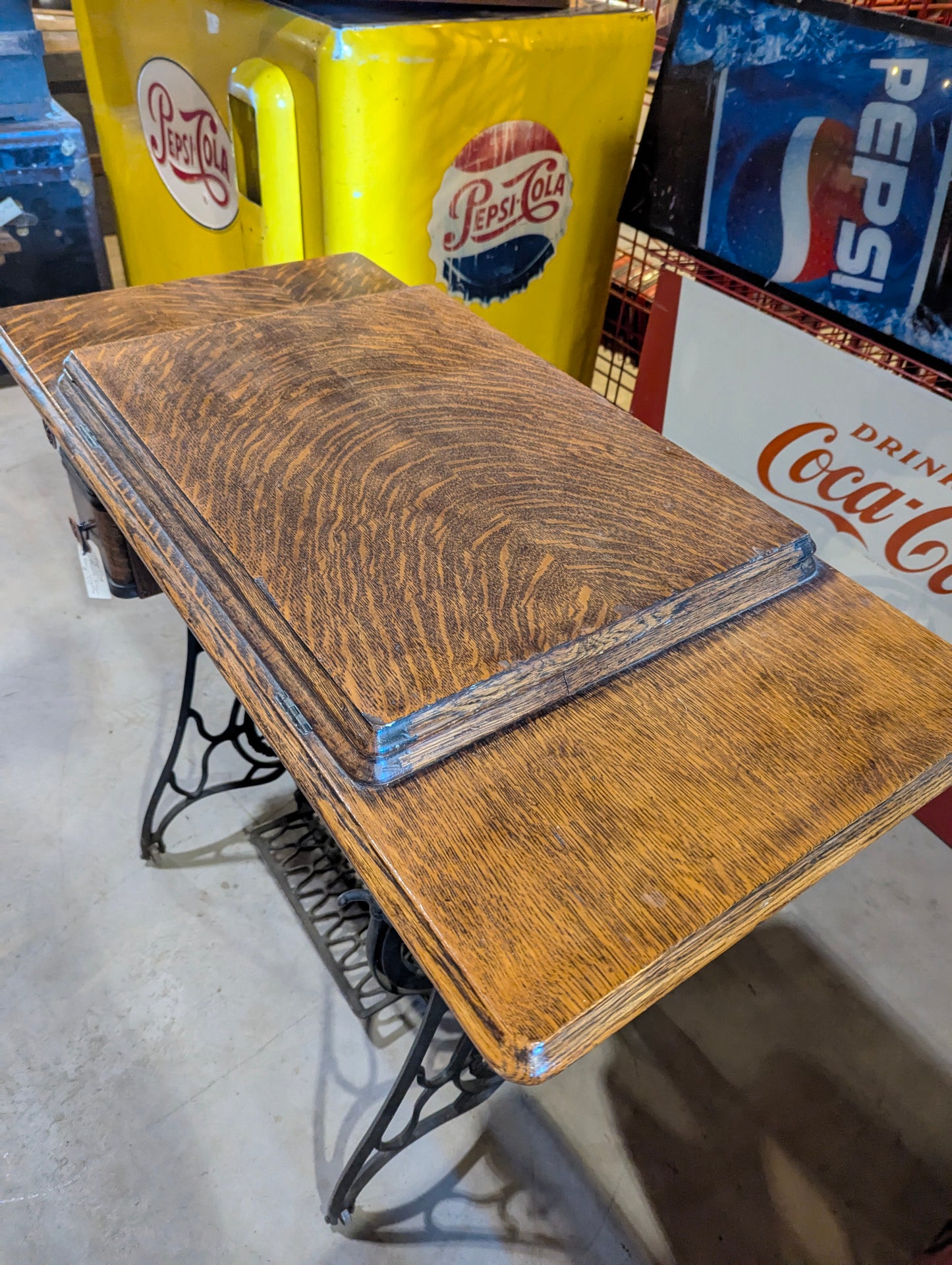 Vintage Singer Sewing Machine with Tiger Oak Top
