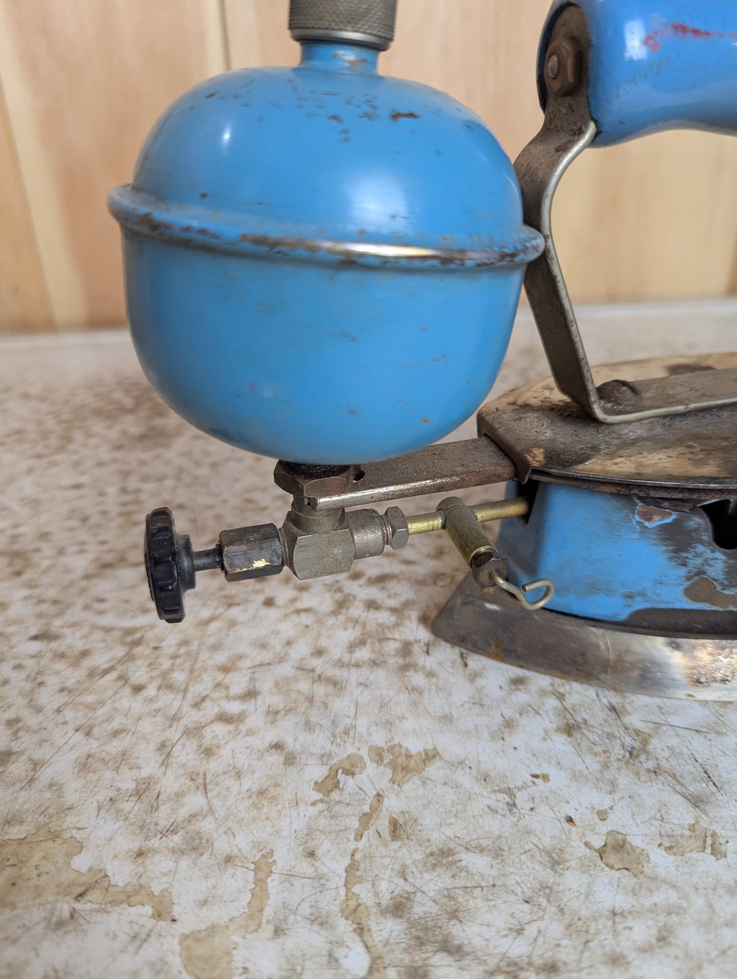 1930’s Vintage Coleman Insta Light Gas Powered Iron Model 4A