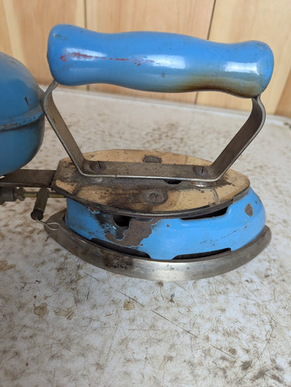 1930’s Vintage Coleman Insta Light Gas Powered Iron Model 4A
