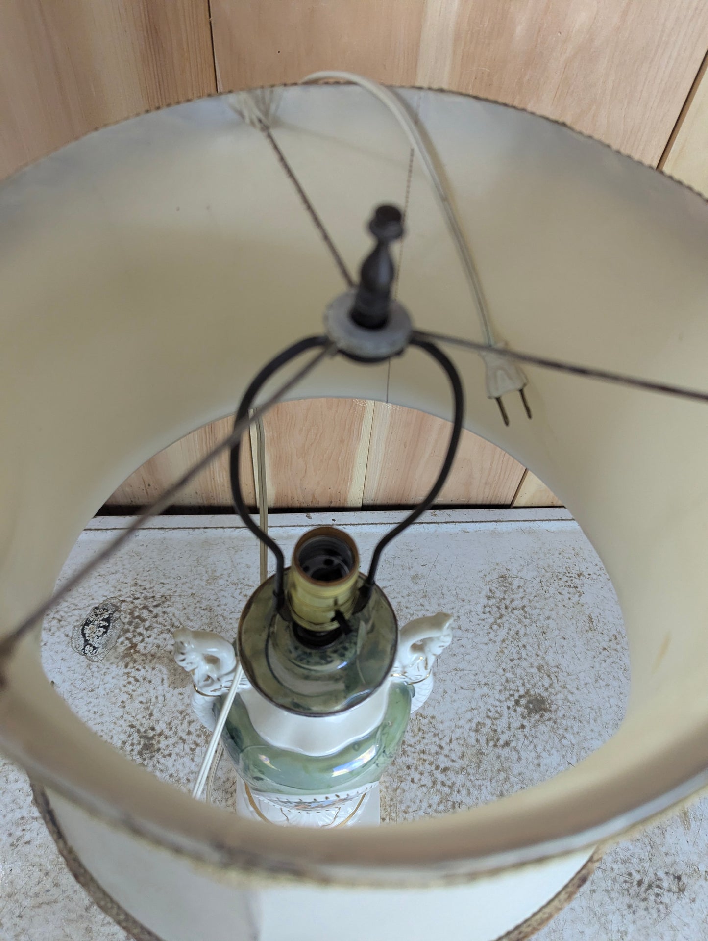 Retro Green Ceramic Table Lamp with Shade