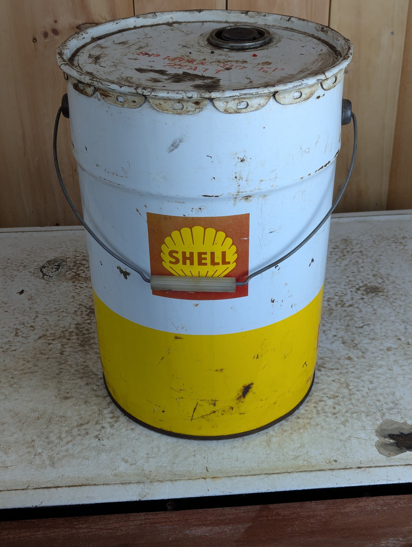 Shell Motor Oil Can