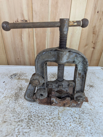 Vintage Hollands Pipe Vise