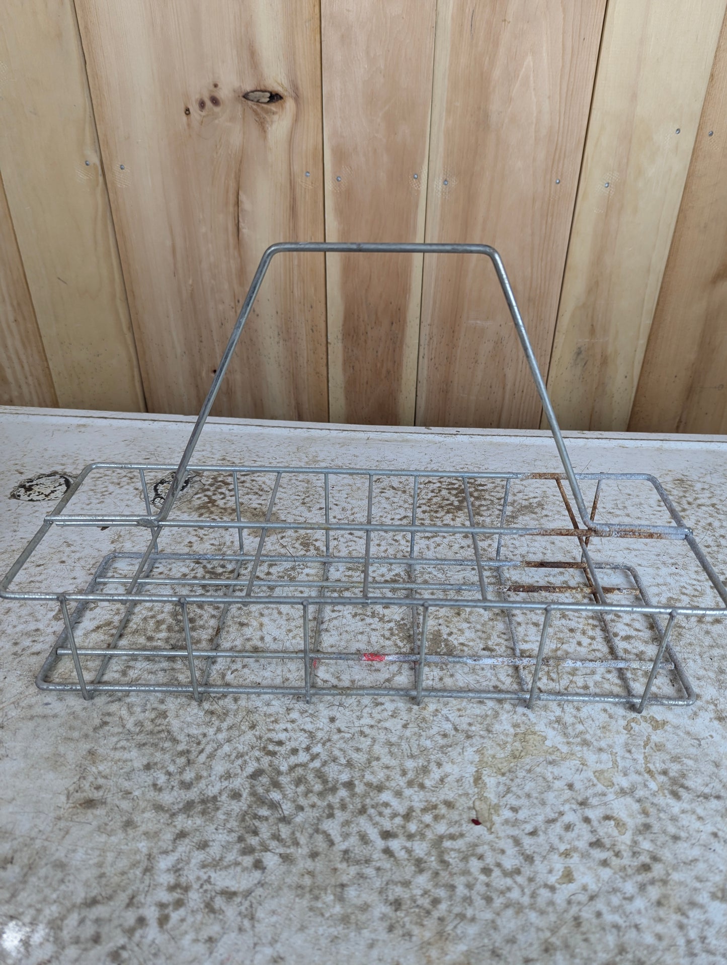 Vintage Wire 12-Soda Bottle Holder