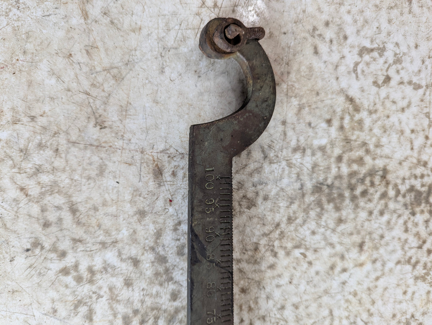 Vintage Warren 1200 lb Hanging Balance Scale