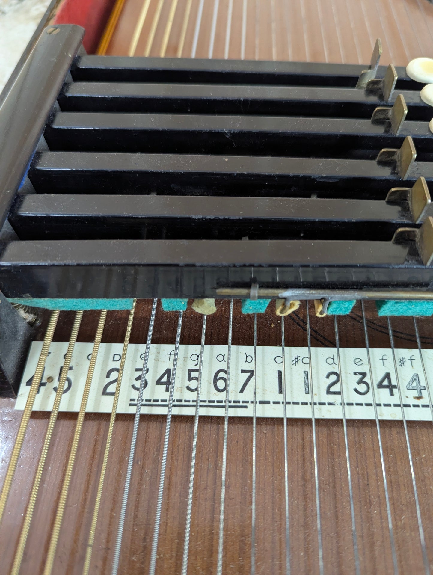 Antique Autoharp in Case