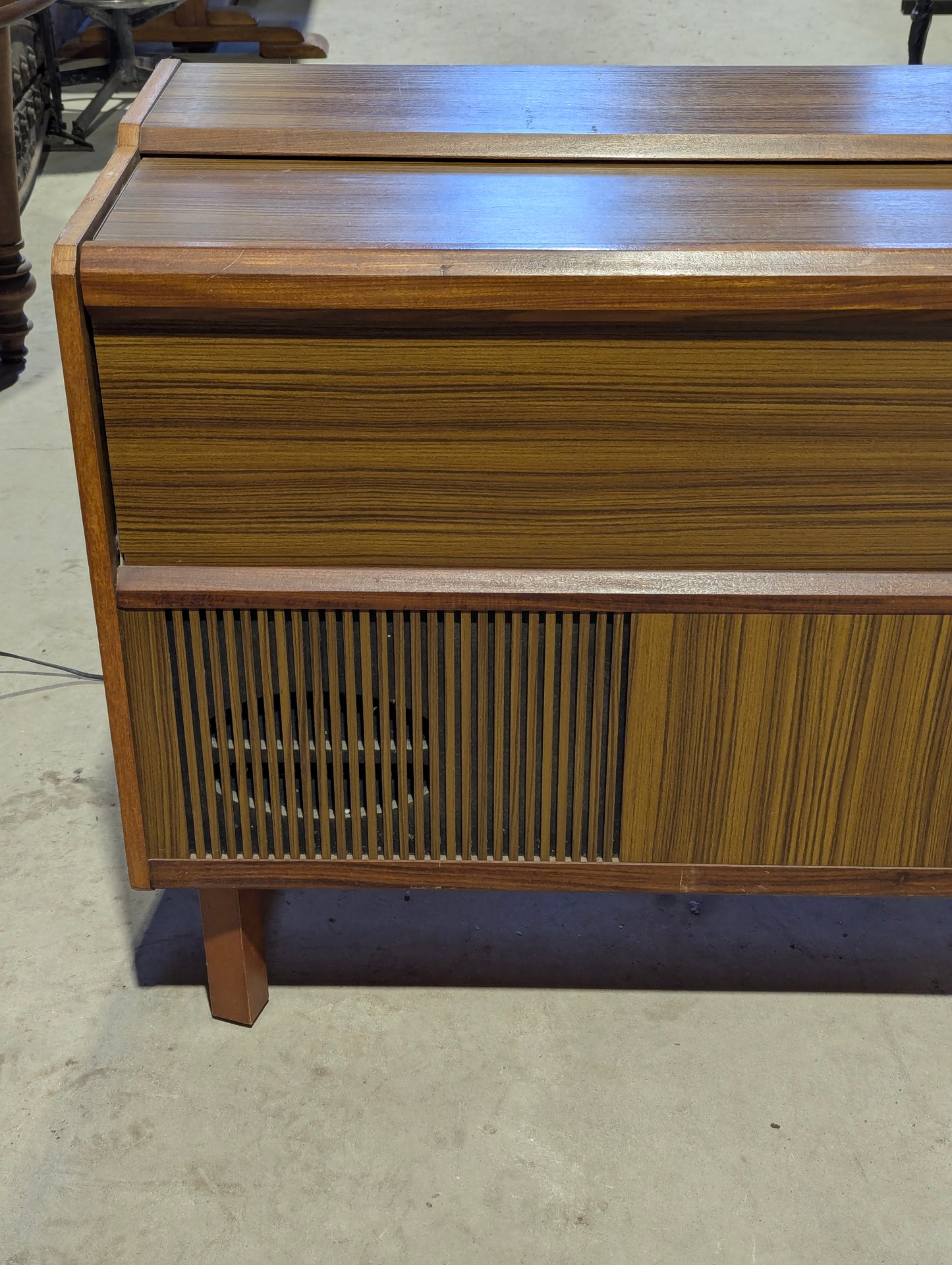 Vintage Mid-Century Modern Ferguson Model 3361 Stereo System
