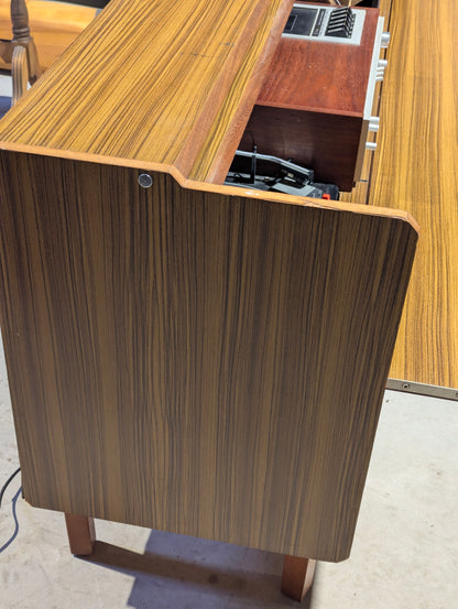 Vintage Mid-Century Modern Ferguson Model 3361 Stereo System