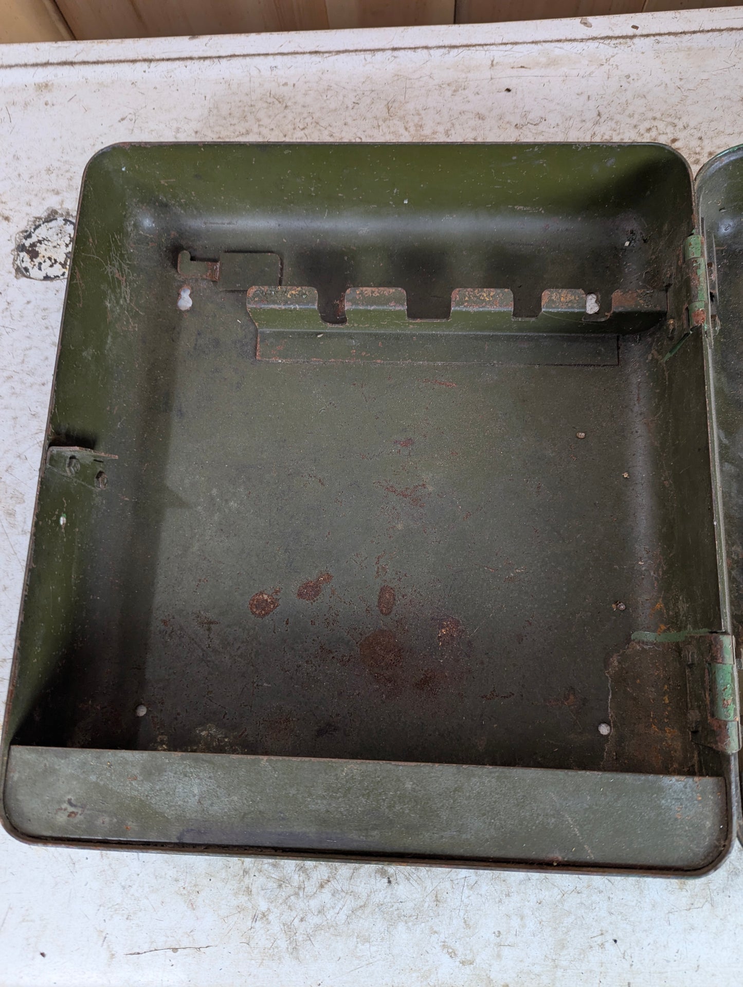 Vintage Venturi Builder’s Iron Foundry Wall Mounted Tool Box