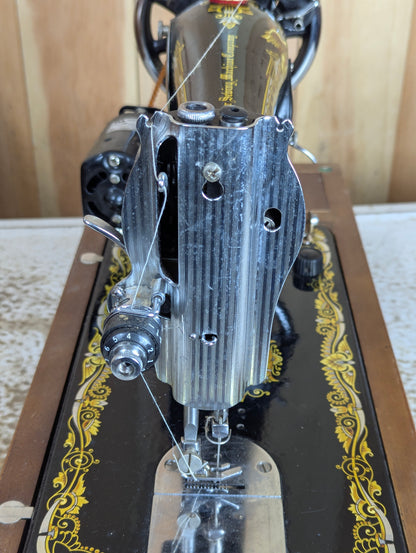 Singer NL-K Table Top Sewing Machine with Wooden Cover