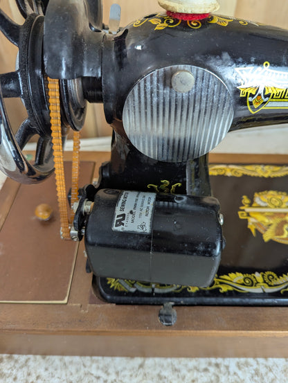 Singer NL-K Table Top Sewing Machine with Wooden Cover