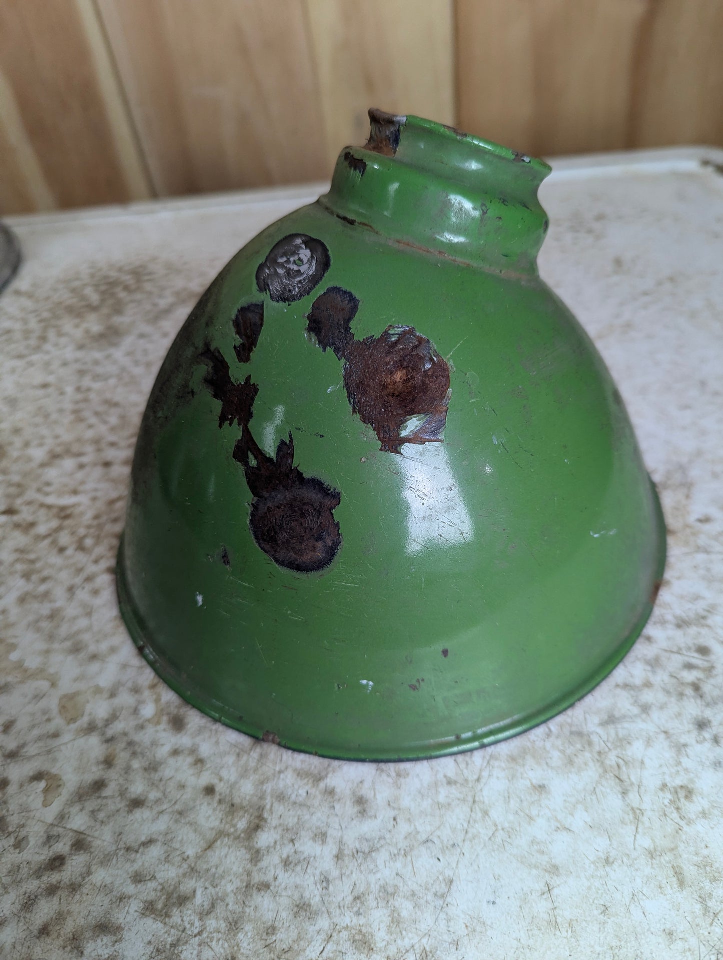 Vintage Green Angle Enamel Light Shade
