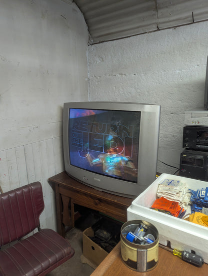 Phillips Model 32PS55-S321  CRT 32” TV with Remote