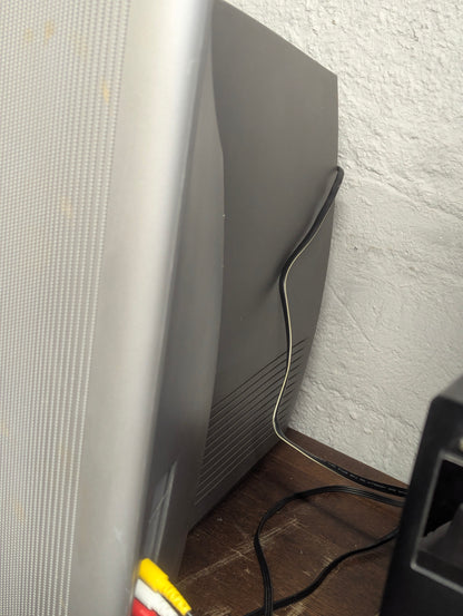 Phillips Model 32PS55-S321  CRT 32” TV with Remote