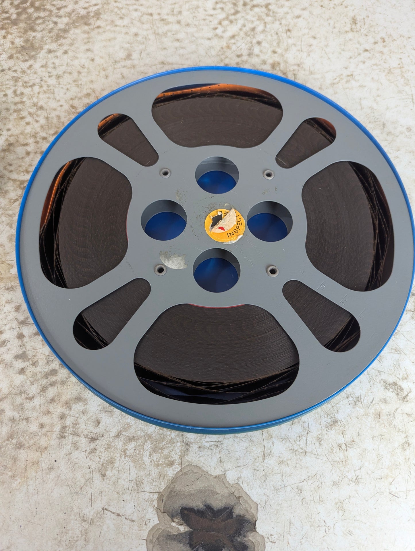 "Life and Death in a Pond" 16mm colour Educational Film on 10" Reel in Metal Film Canister 16mm