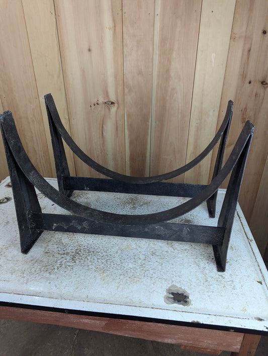 2-piece Metal Barrel Stand