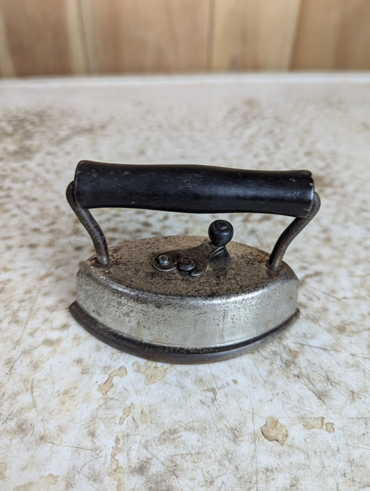 Antique Dover 912 Child's Sad Iron