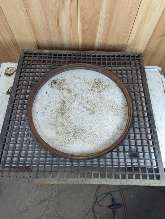 Cast Iron Manhole Industrial Grade - Chipped