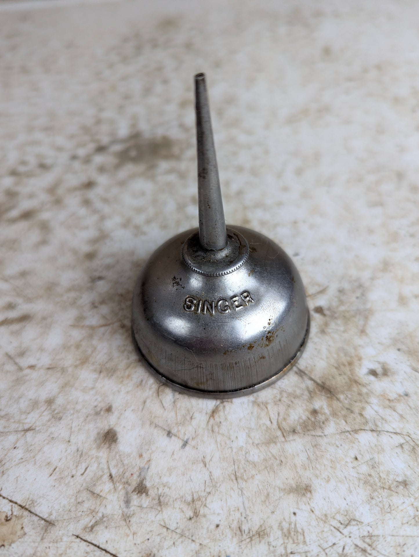 Vintage 2" Singer Thumb Oil Can