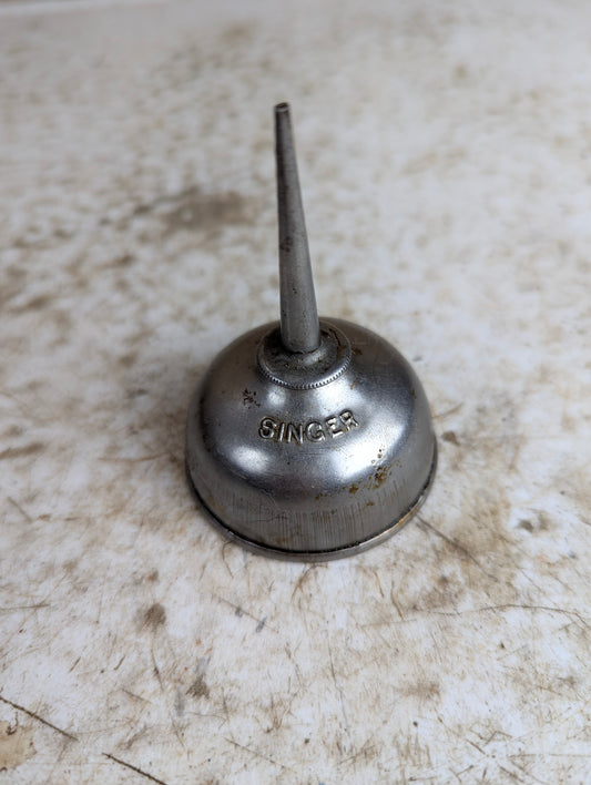 Vintage 2" Singer Thumb Oil Can