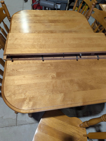 Solid Maple Buffet & Hutch with Table & 6 Chairs Set