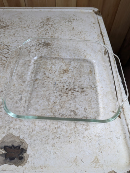 Pyrex 22 2-Qt Square Glass Baking Dish