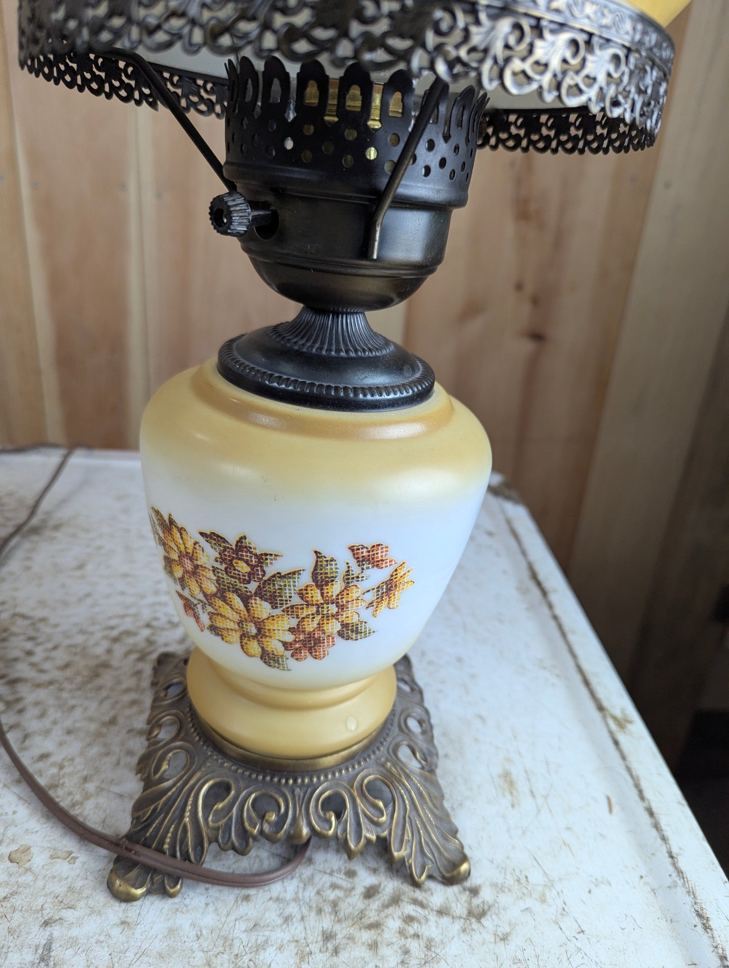 Vintage Electric Hurricane GWTW Table Lamp