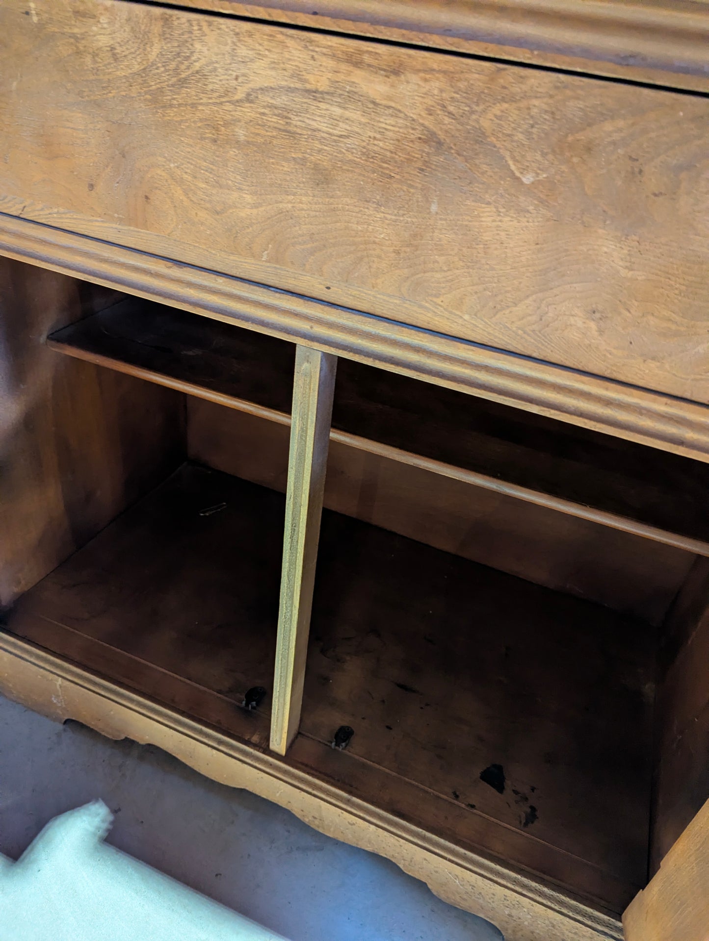 Vintage Maple Open Shelf Hutch