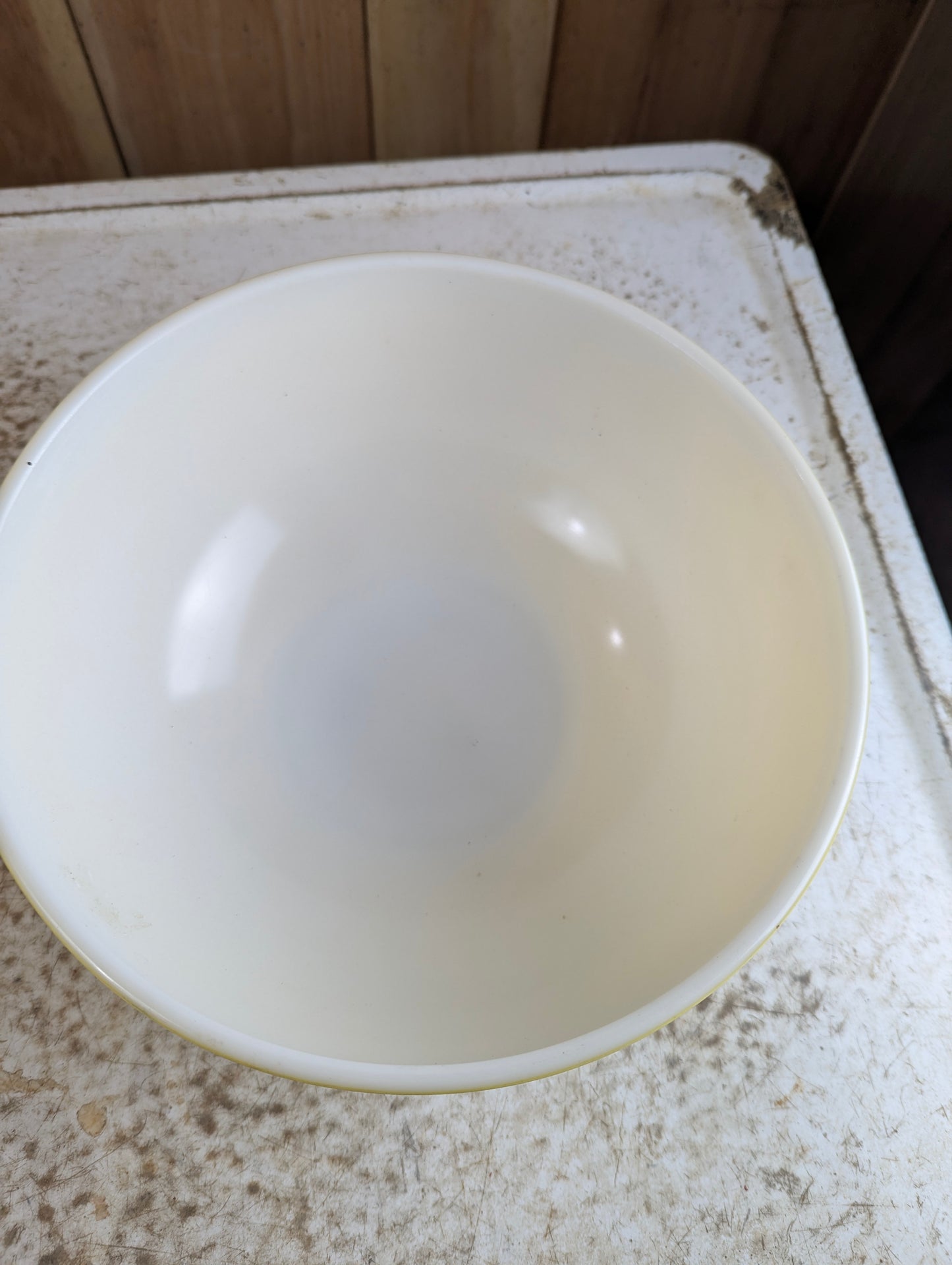 Vintage Pyrex Primary Yellow #404 4 Quart Mixing Bowl