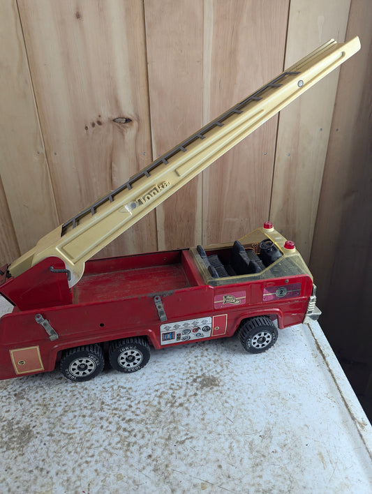 1970s Tonka Pressed Steel Aerial Swivel Ladder #2 Red Fire Truck