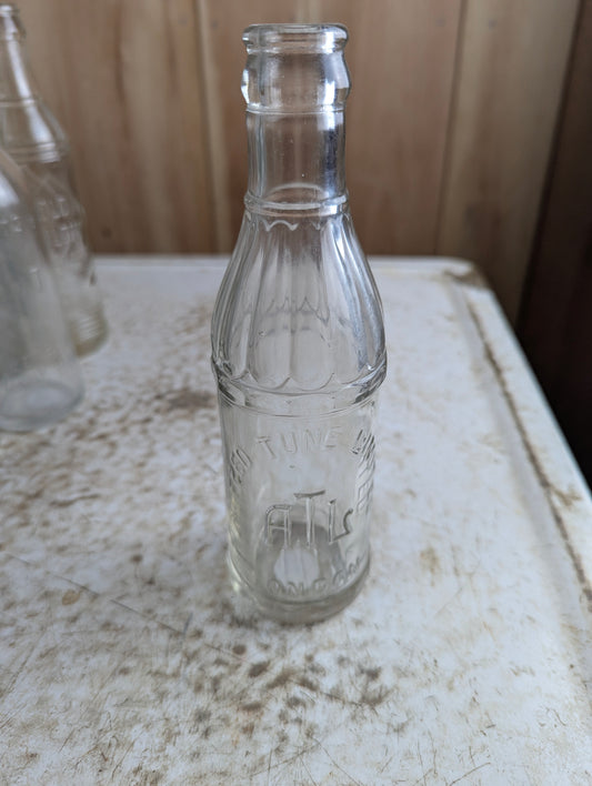 Vintage Alfred Tune Limited London Ontario Embossed Glass 6.5oz Soda Bottle