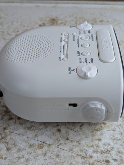Sony Dream Machine AM/FM Clock Radio Model ICF-C318 - Tested and Working