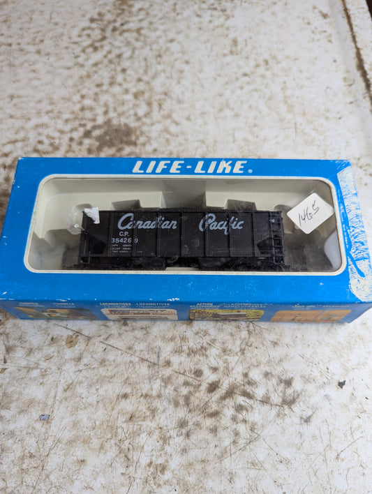 Life-Like HO Scale Canada Pacific #354269 Hopper Car