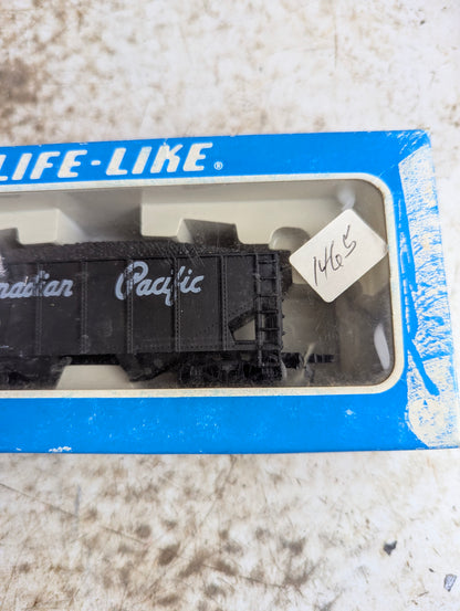 Life-Like HO Scale Canada Pacific #354269 Hopper Car