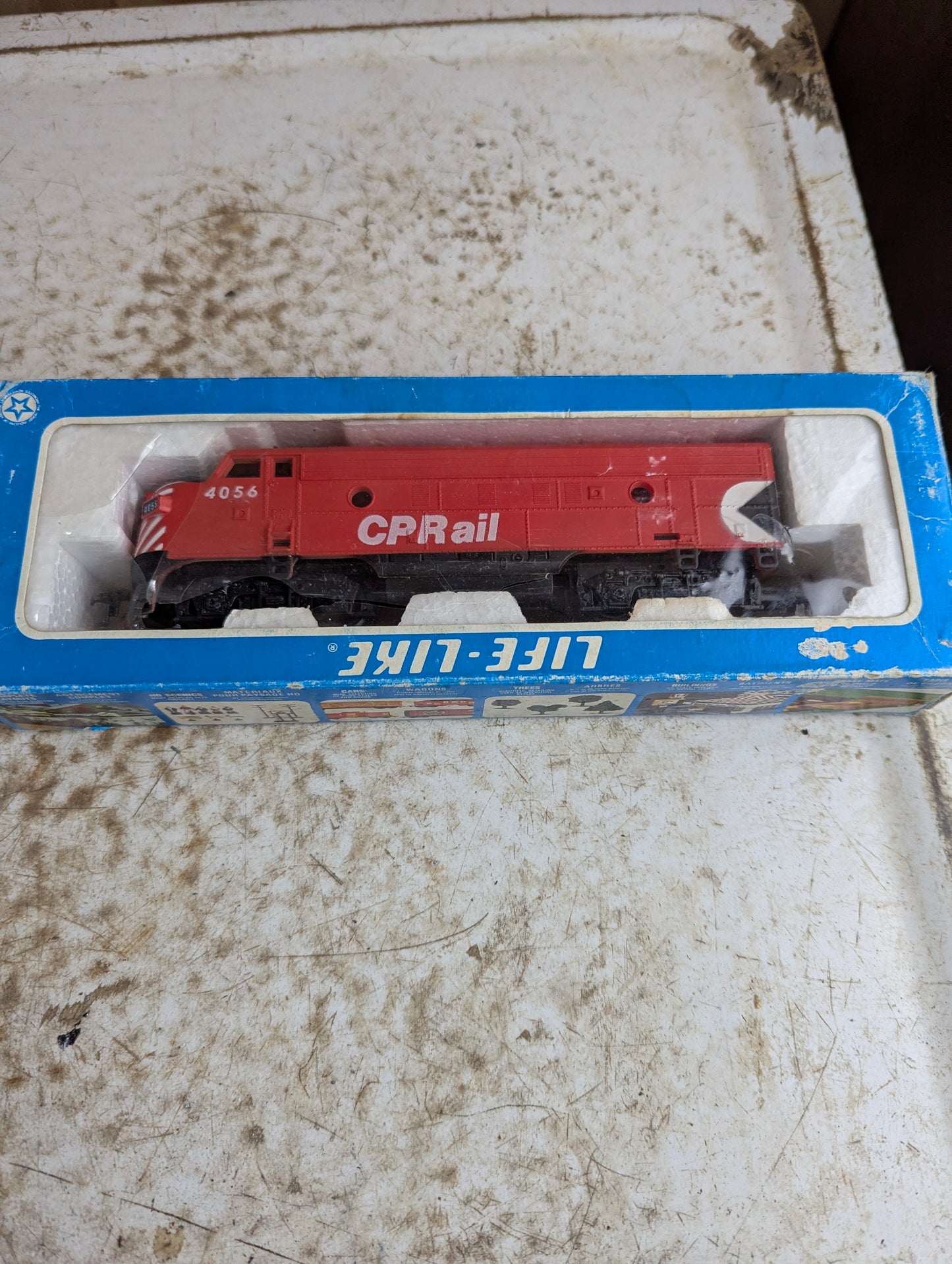 Life Like HO Scale CP Rail #4056 Locomotive