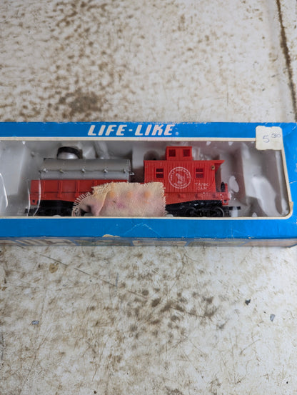 Life-Like HO Scale Great Northern Railway Cleaning Car