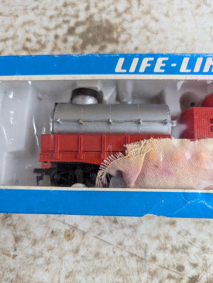 Life-Like HO Scale Great Northern Railway Cleaning Car