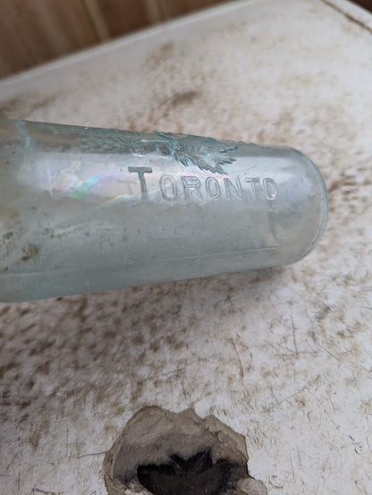 John Verner Toronto Antique Maple Leaf Embossed Aqua Glass Hutchinson Soda Bottle