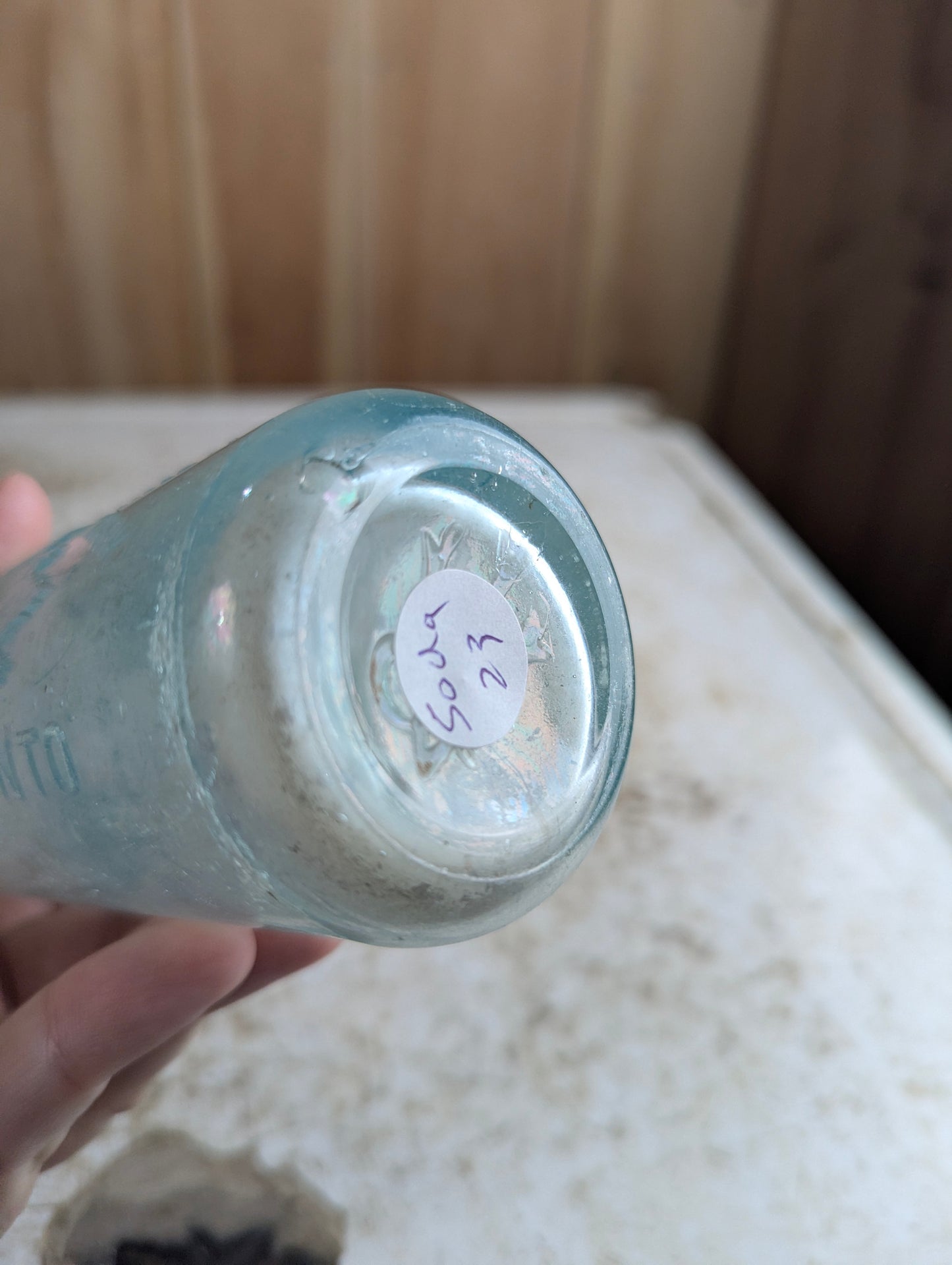 John Verner Toronto Antique Maple Leaf Embossed Aqua Glass Hutchinson Soda Bottle