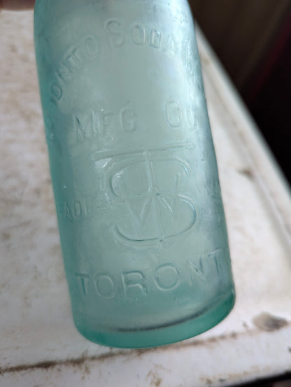 Toronto Soda Works Antique Embossed Aqua Glass Soda Bottle