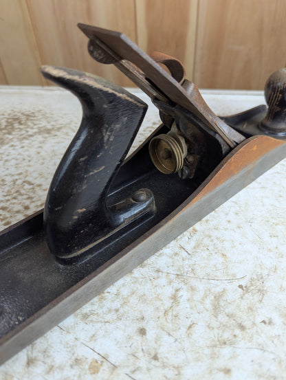 Vintage Stanley Bailey No. 6 Wood Working Plane