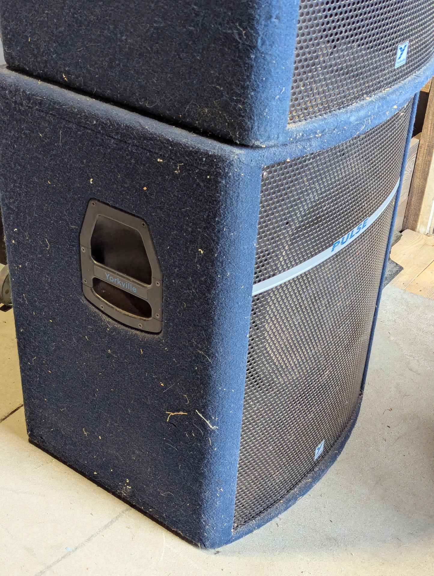 Pair of Yorkville Pulse PS-18 Passive 300W 18" Professional Subwoofers - Testing and Working