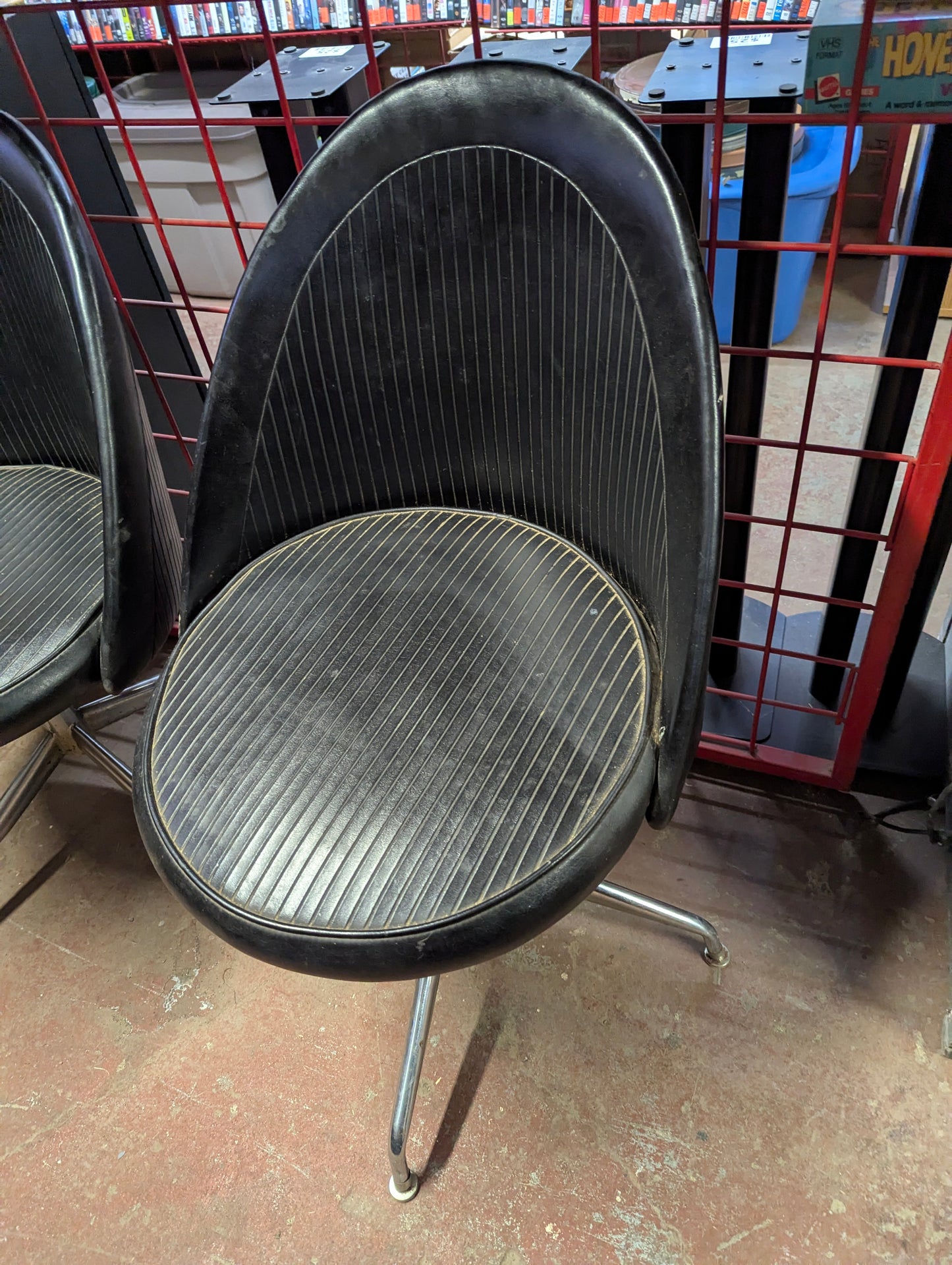 Retro Black Vinyl Swivel Chair 18" Seat 33" Height