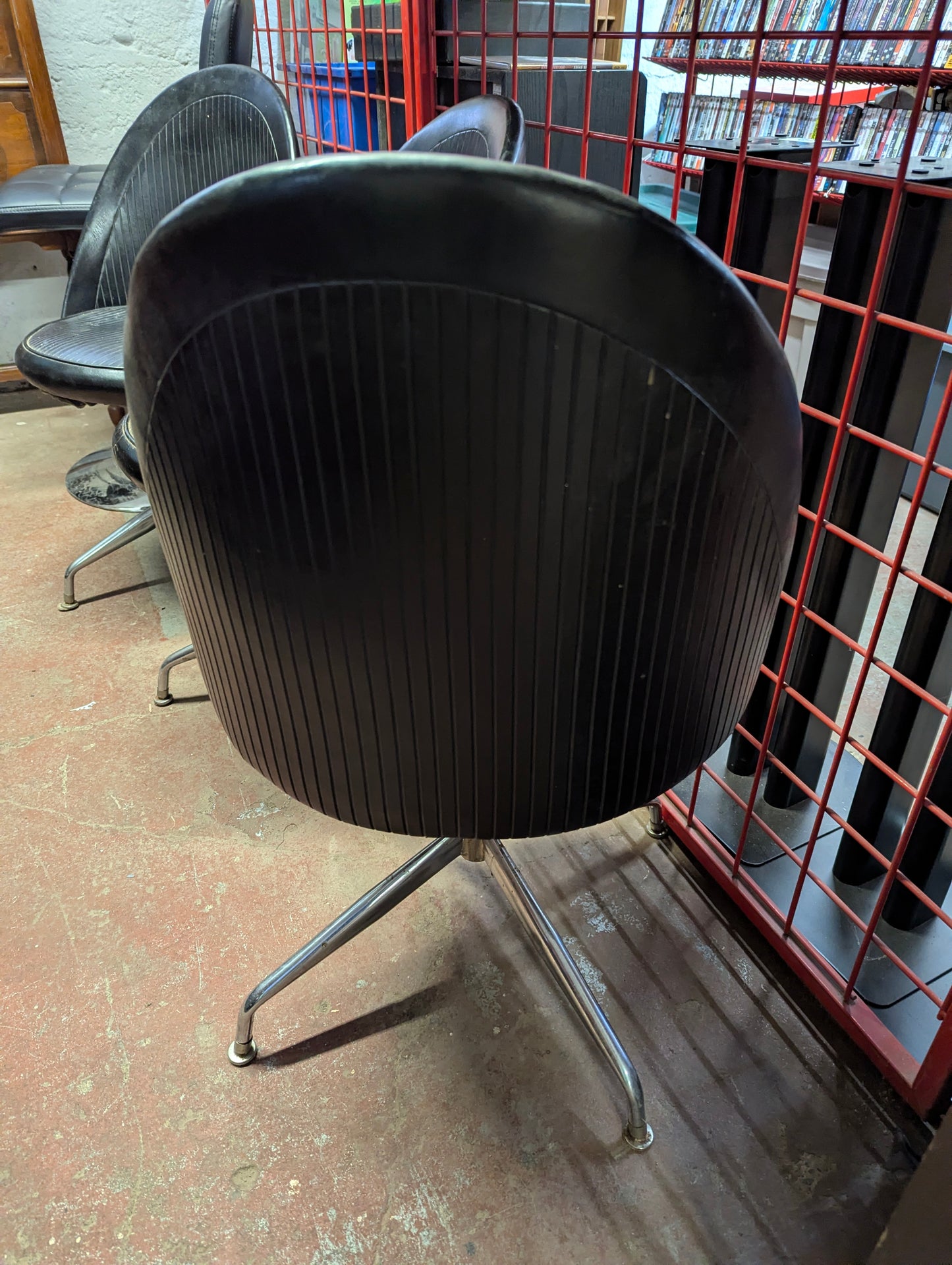 Retro Black Vinyl Swivel Chair 18" Seat 33" Height