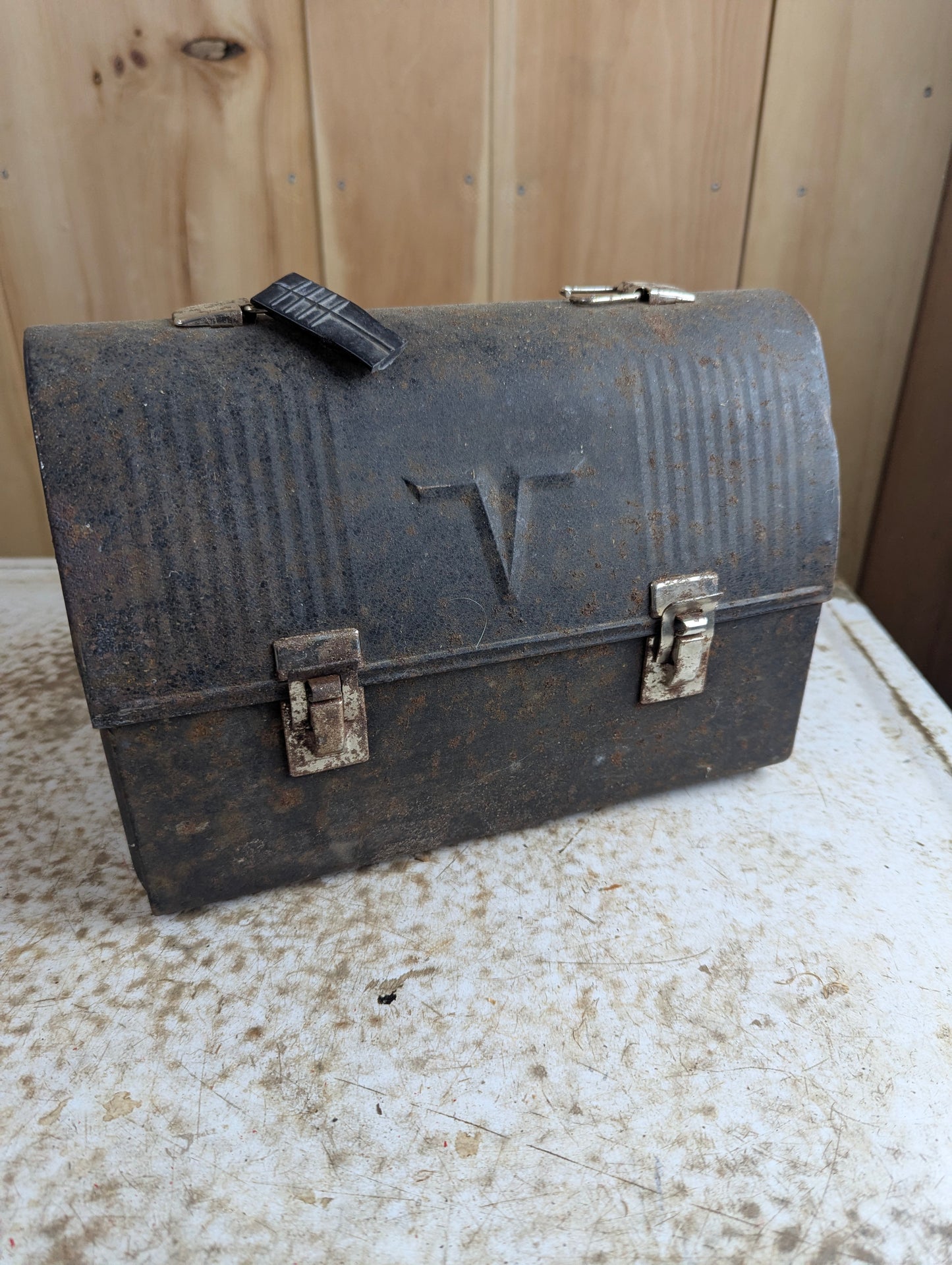 1940s American Thermos Products Dome-Top Lunch Box