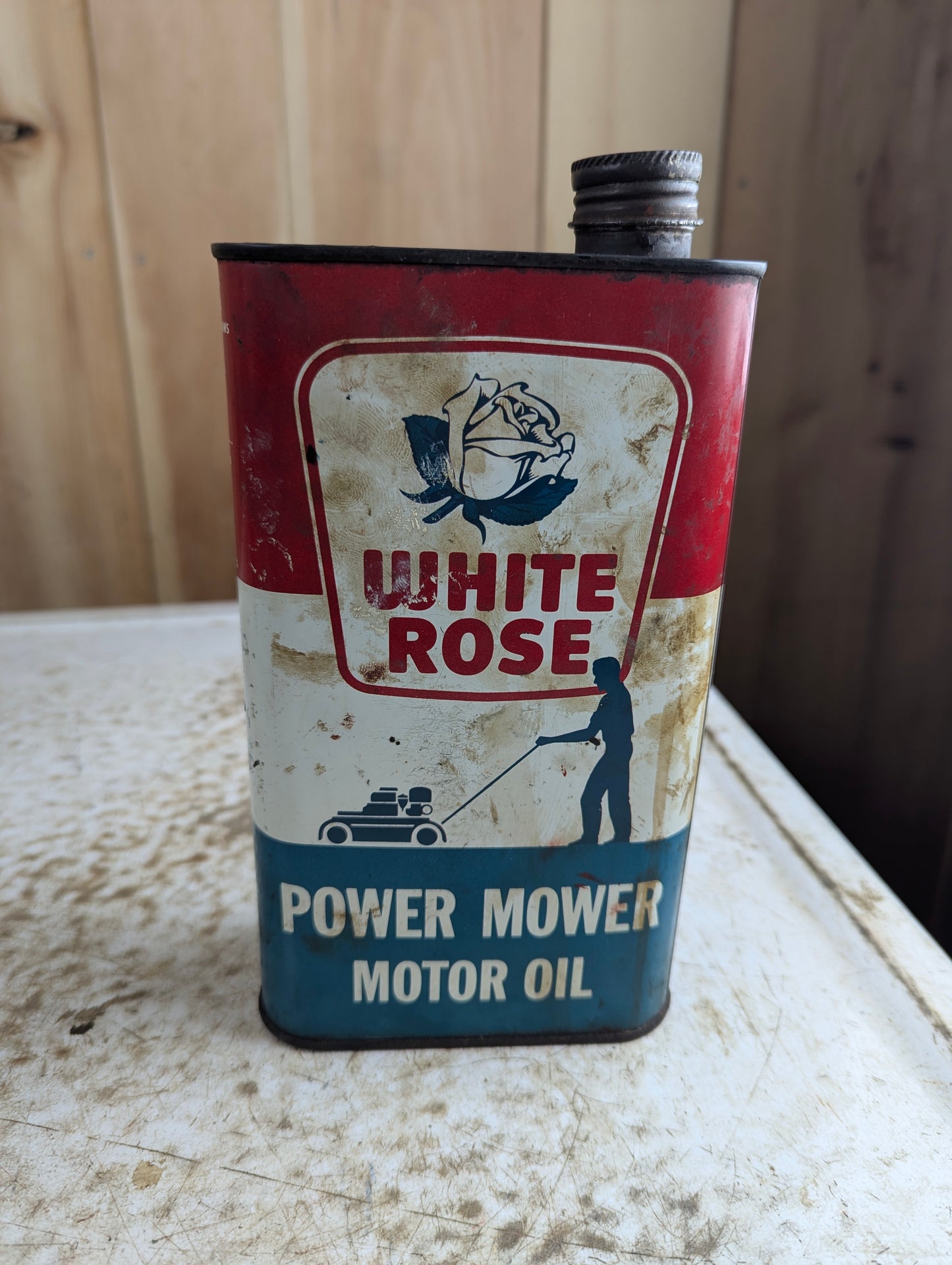 Vintage 1 Quart White Rose Outboard Power Mower Motor Oil Tin Can