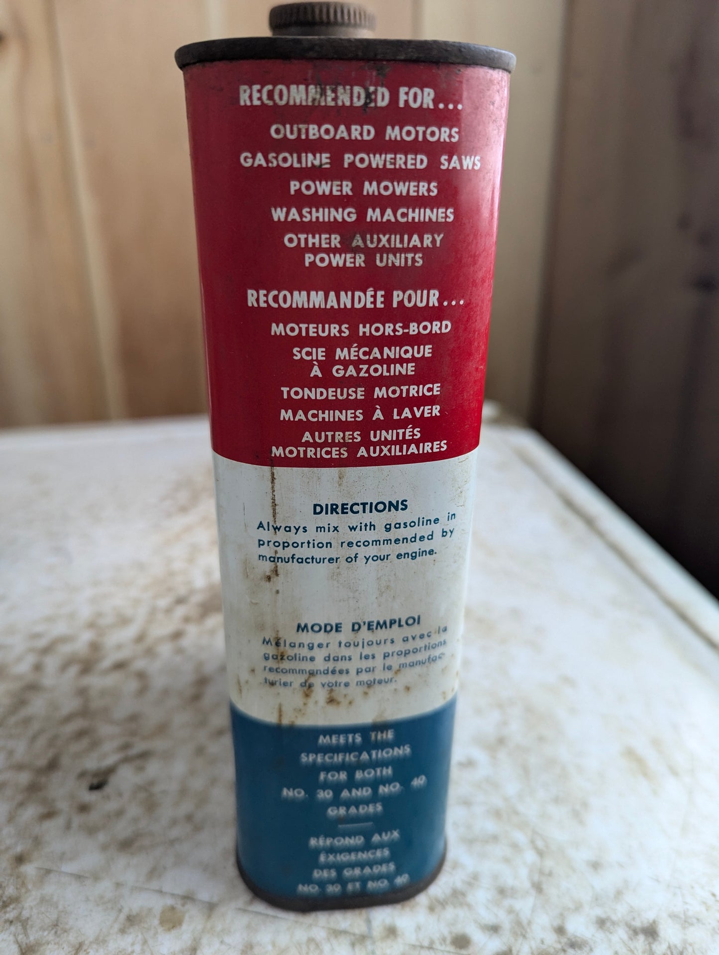 Vintage 1 Quart White Rose Outboard Power Mower Motor Oil Tin Can