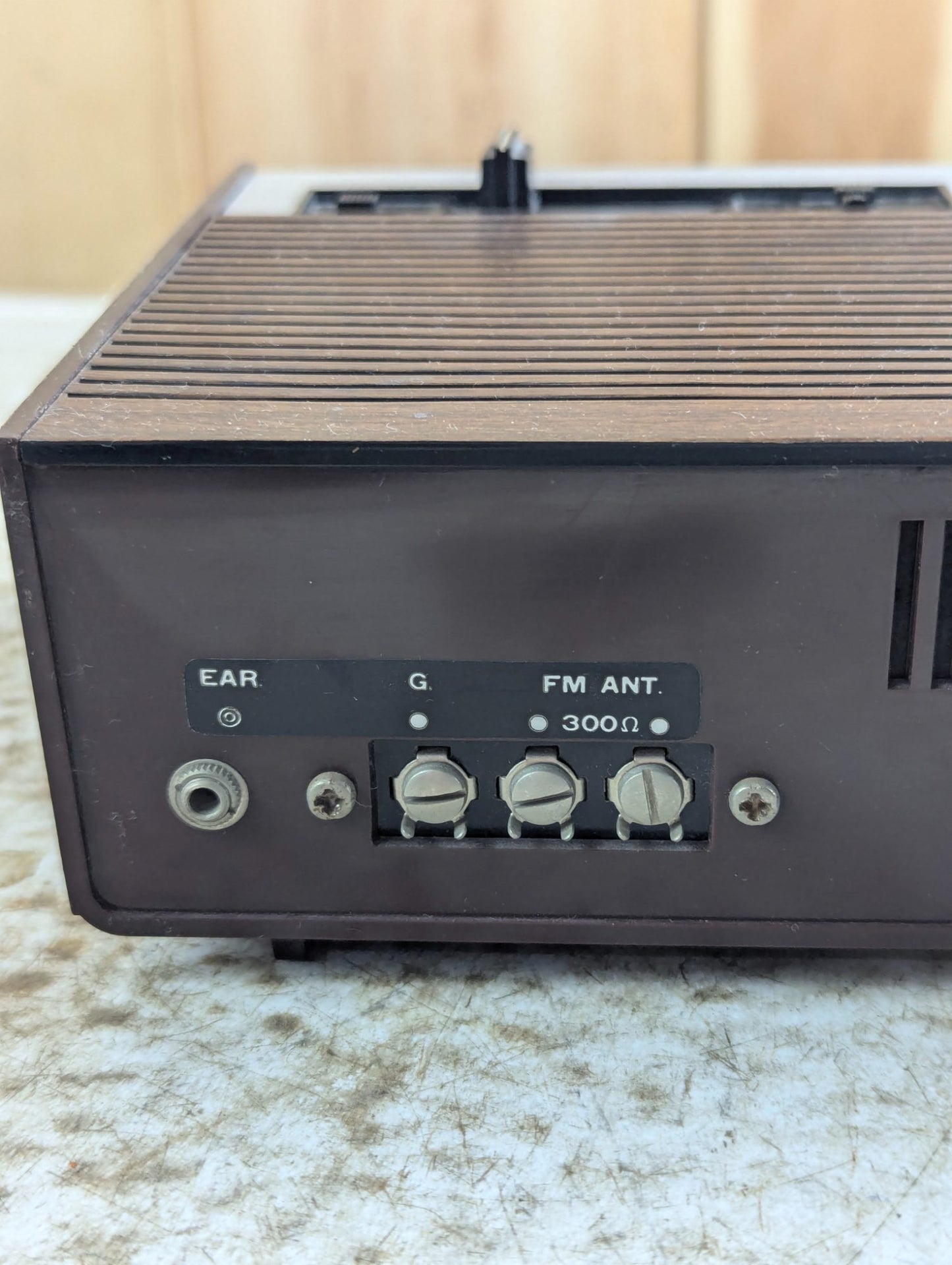 1970s Magnasonic AM/FM Flip Clock Radio Model MDR-5053 - Tested Working