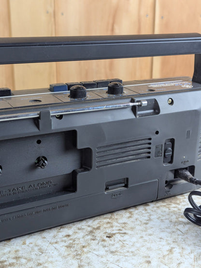 1980s General Electric AM/FM Stereo Dual Cassette Boombox Model 3-5632 - Tested Working