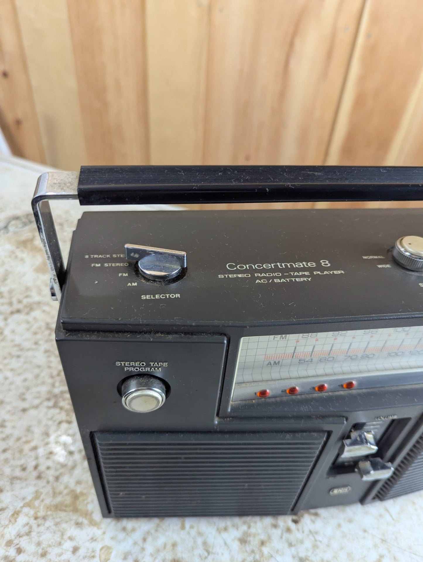 1970s Realistic Concertmate 8 Portable AM/FM Stereo Radio and 8-Track Player - Tested Working
