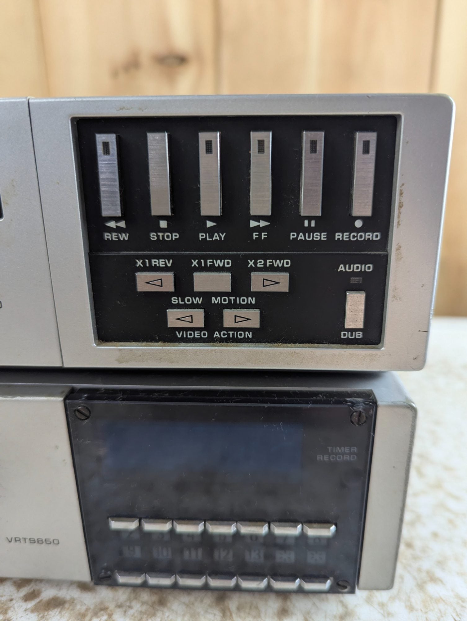 Vintage Zenith Portable Betamax Video Player with Tuner/Timer Dock VR9800 and VRT9850 - Tested Working